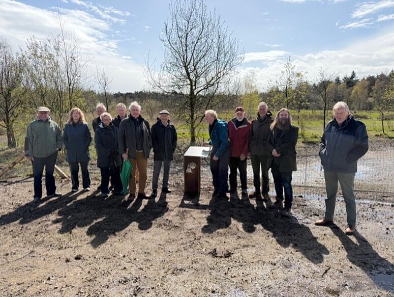 leden IVN en wethouder Willem van Doorn